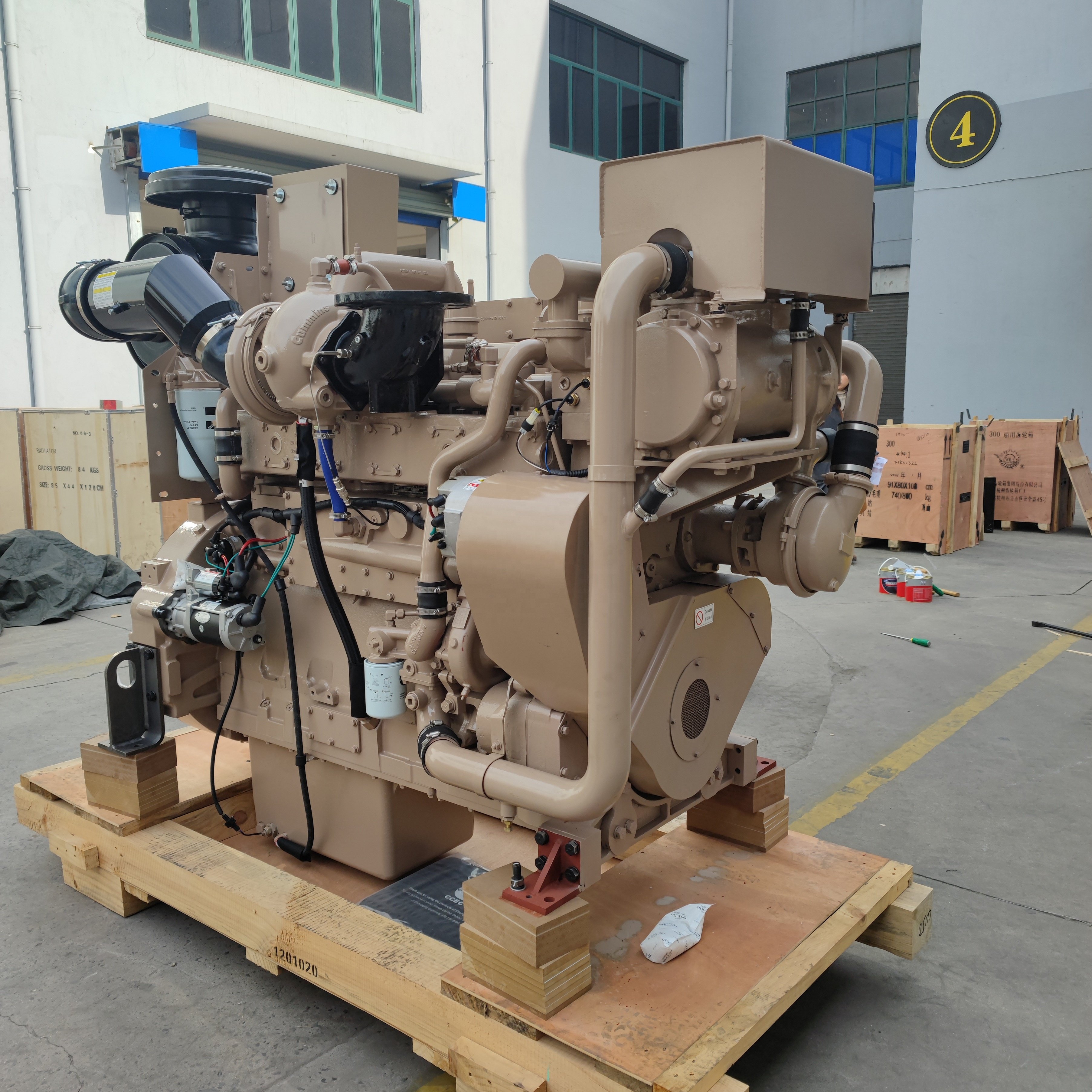 Cummin 700HP CCEC Inboard Diesel Marine Engine KTA19-M700 Boat Motor 4-Stroke Electric Fuel New Condition
