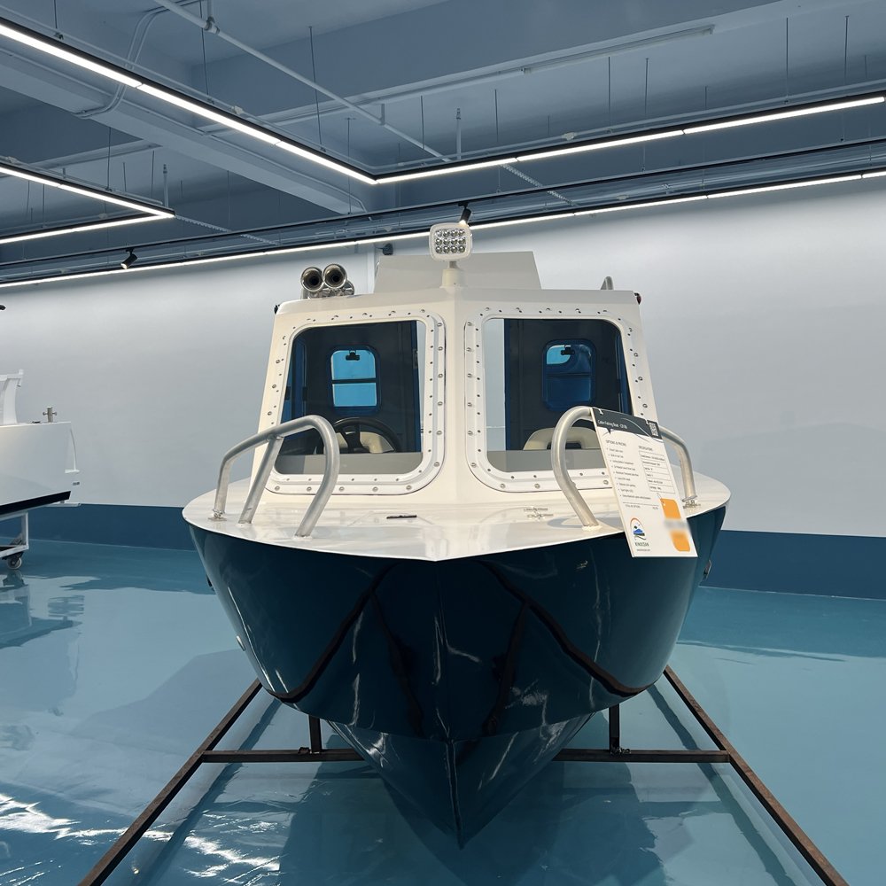 Small 18FT Aluminum Fishing Boat with Outboard Engine New Condition Commercial Cabin Speed Boat From China