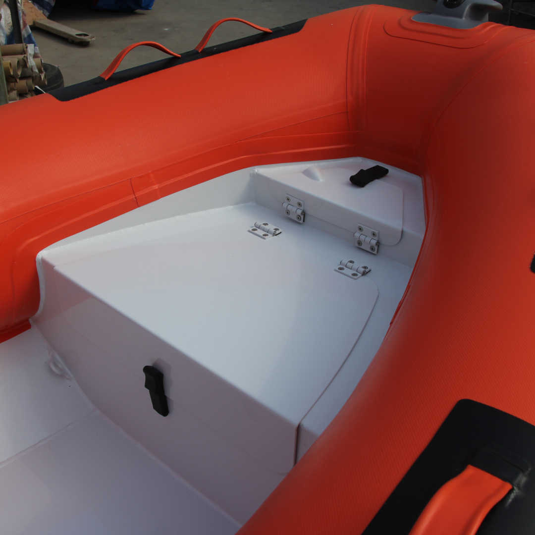 High-Speed Sport Yacht PVC Rigid Hull Inflatable Boat with Inboard Engine for Rowing-Available for Sale