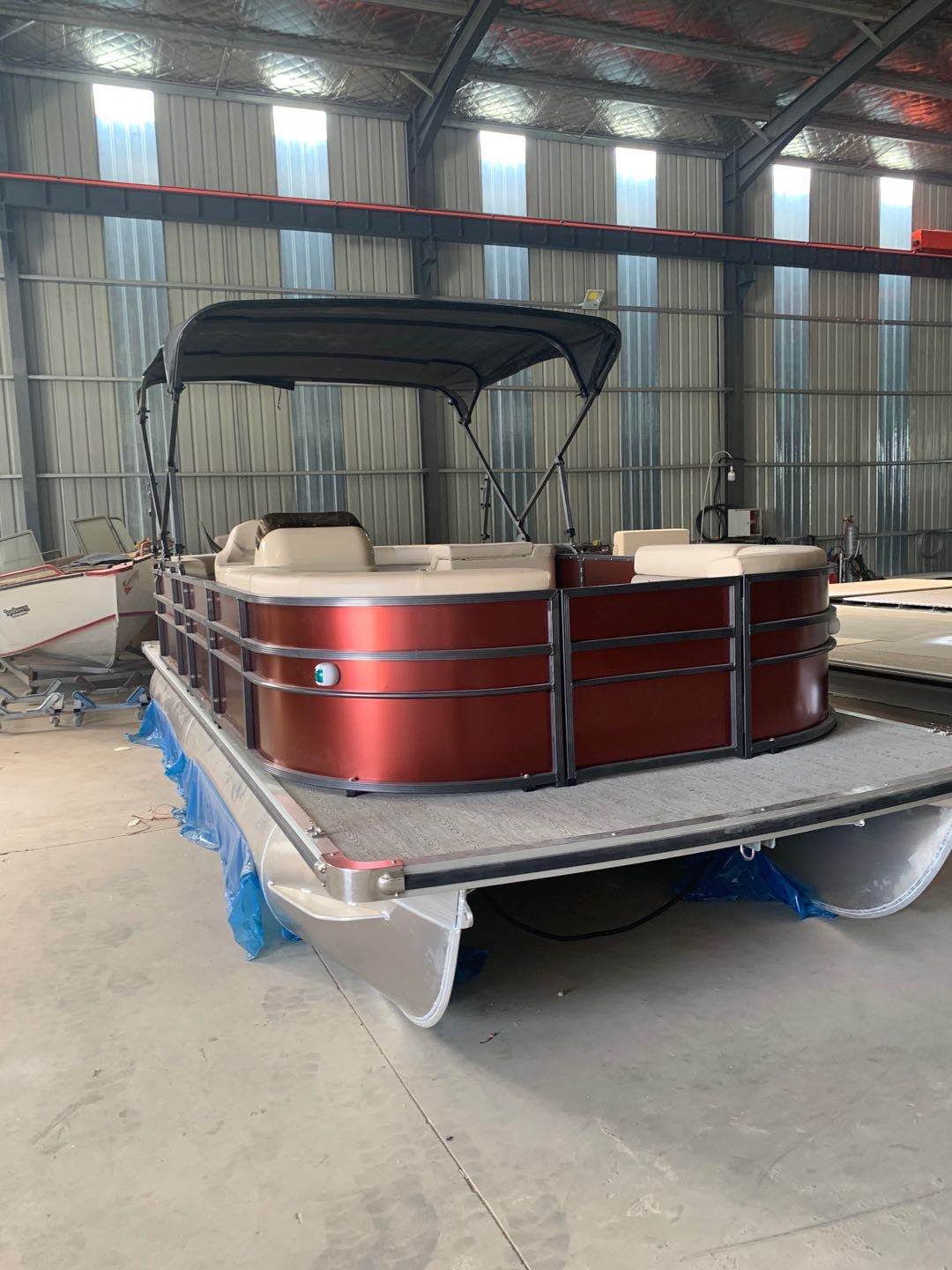 Manufacture's Hot-Selling Luxury 21ft Aluminum Pontoon Boat for Entertainment for Fishing with Outboard Engine EVA or PVC Hull