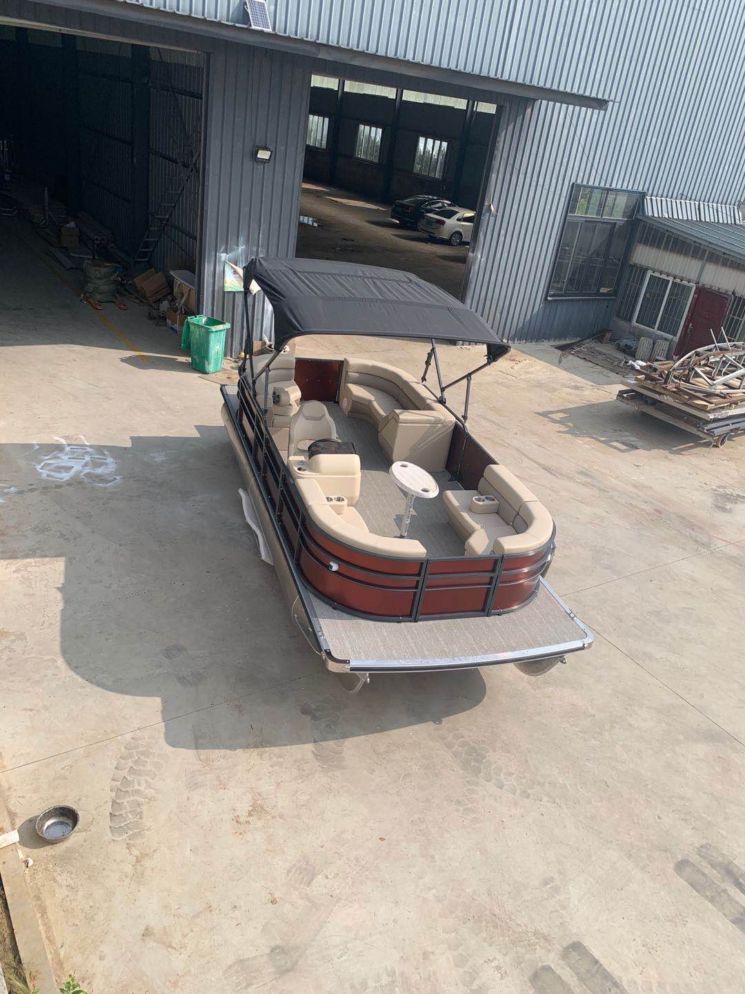 Manufacture's Hot-Selling Luxury 21ft Aluminum Pontoon Boat for Entertainment for Fishing with Outboard Engine EVA or PVC Hull