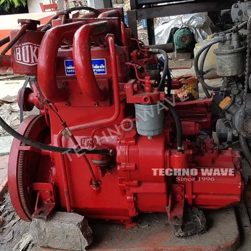 Reliable Compact Diesel Inboard Engine Bukh High Performance 4-Stroke Manual Start Fuel Efficient for Boats and Yachts