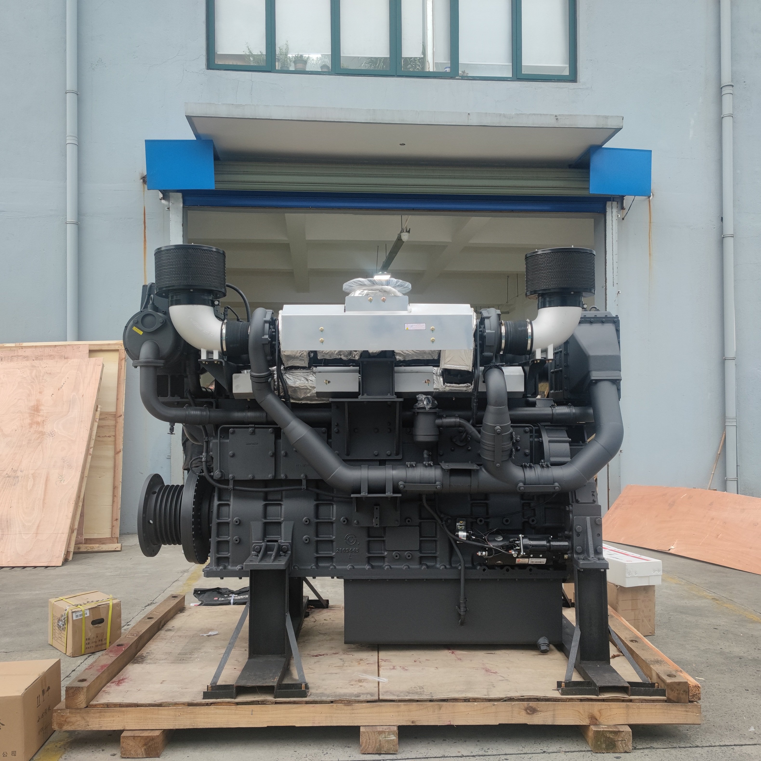SDEC SC33W Series Marine Diesel Motor 6 Cylinders High Power Boat 1000hp Marine Cargo Ship Engine
