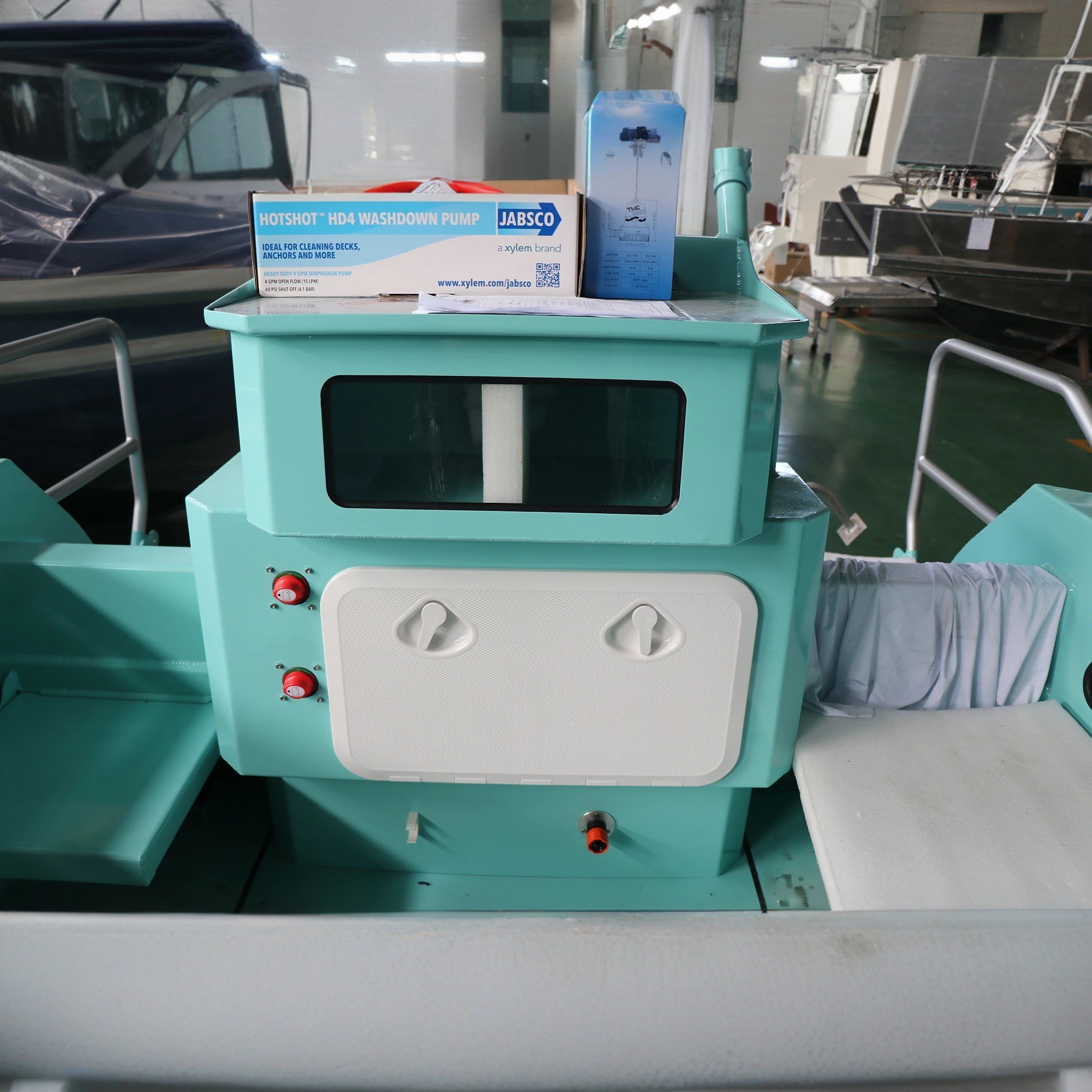 7.5m 25FT XL Cabin HighSpeed Full Welded Aluminum Fishing Boat With Skin And Stove