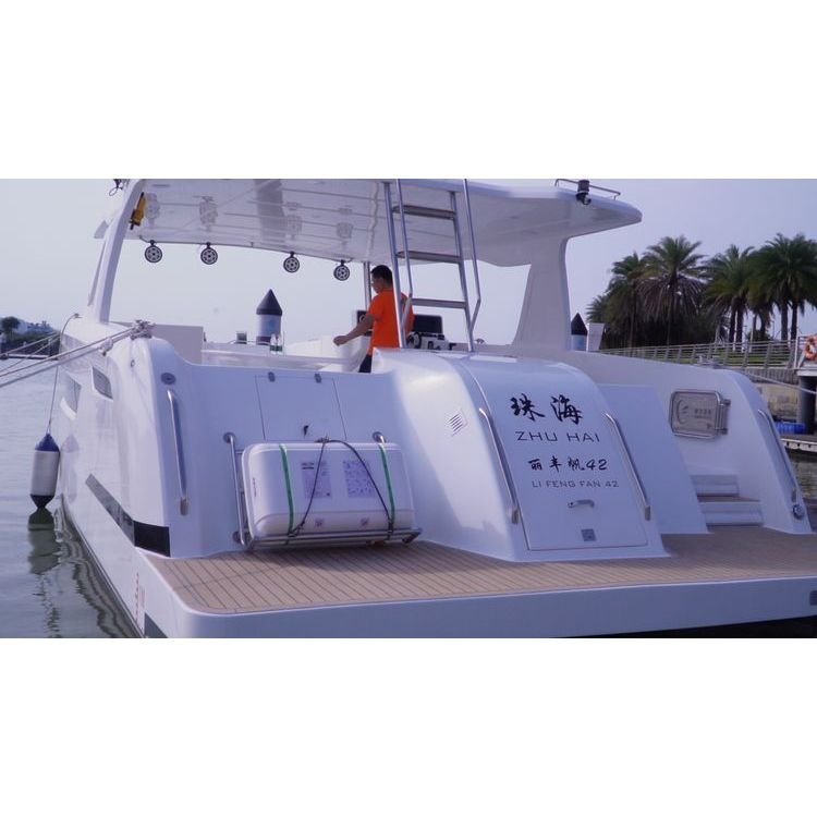 OEM ODM Catamaran Luxury 23m Fiberglass Boat With Outboard Engine Catamaran Boat Fiberglass Private Luxury Yacht
