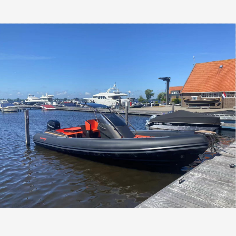 CE Certified Luxury Leisure Sport Rigid Hull Inflatable Boat Italian Design with Aluminum Hypalon Tube Outboard Engine Included