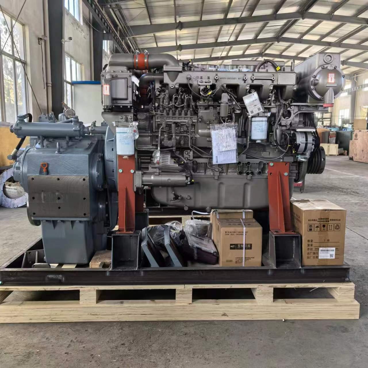 Hot Sale 280HP Yuchai Boat Ship Marine Diesel Engine YC6MK280 2100rpm