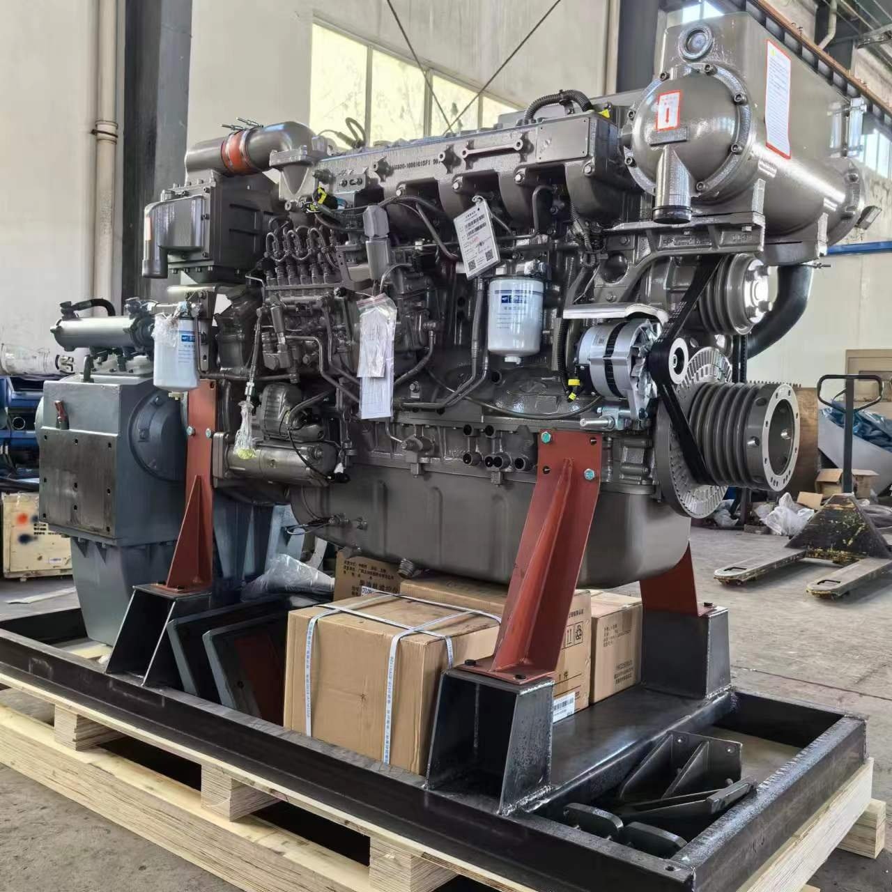 Hot Sale 280HP Yuchai Boat Ship Marine Diesel Engine YC6MK280 2100rpm