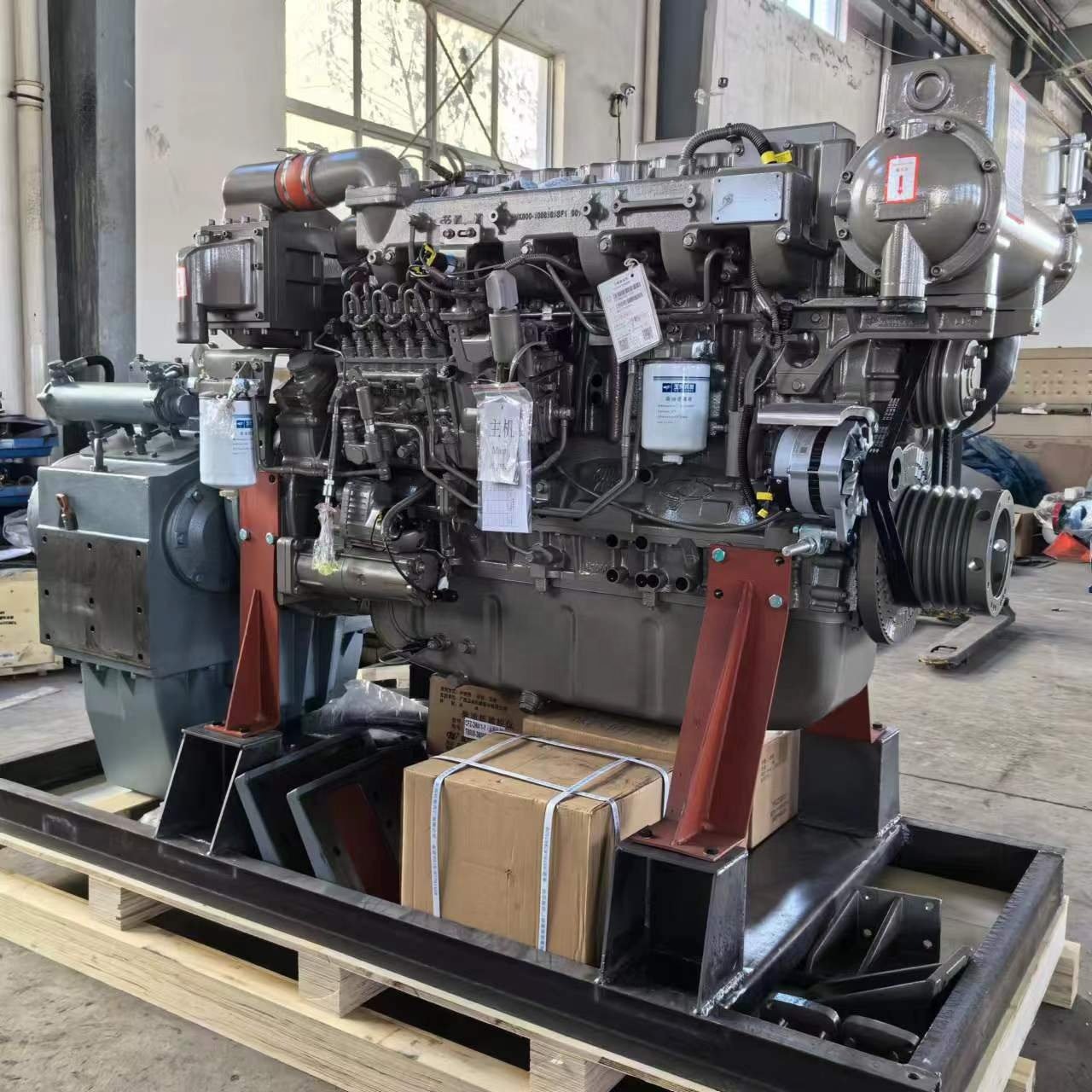 Factory Direct 320HP Yuchai Marine Boat Engine for Fishing YC6MK320C 1800RPM