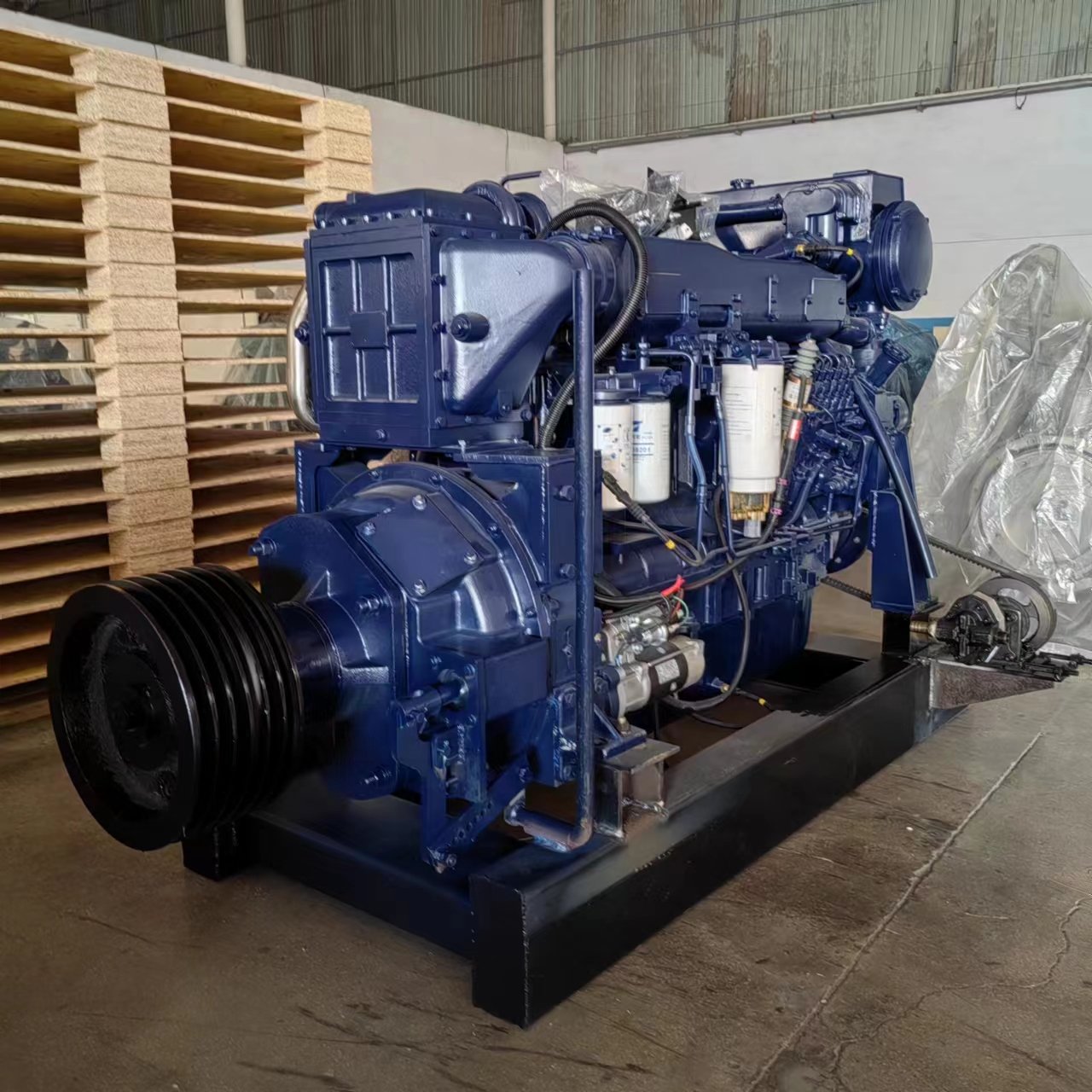 Custom Made 400hp 2100rpm WD12 Marine Inboard diesel Engine with Hydraulic Pump Be Used for Dredge Pump