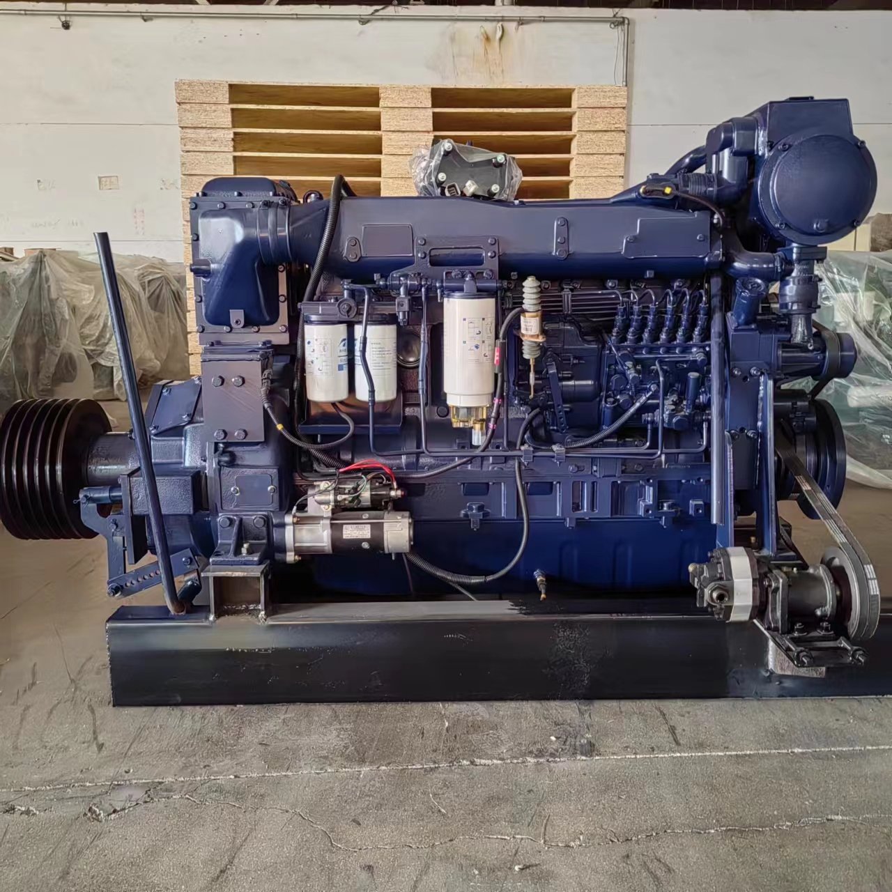 Custom Made 400hp 2100rpm WD12 Marine Inboard diesel Engine with Hydraulic Pump Be Used for Dredge Pump