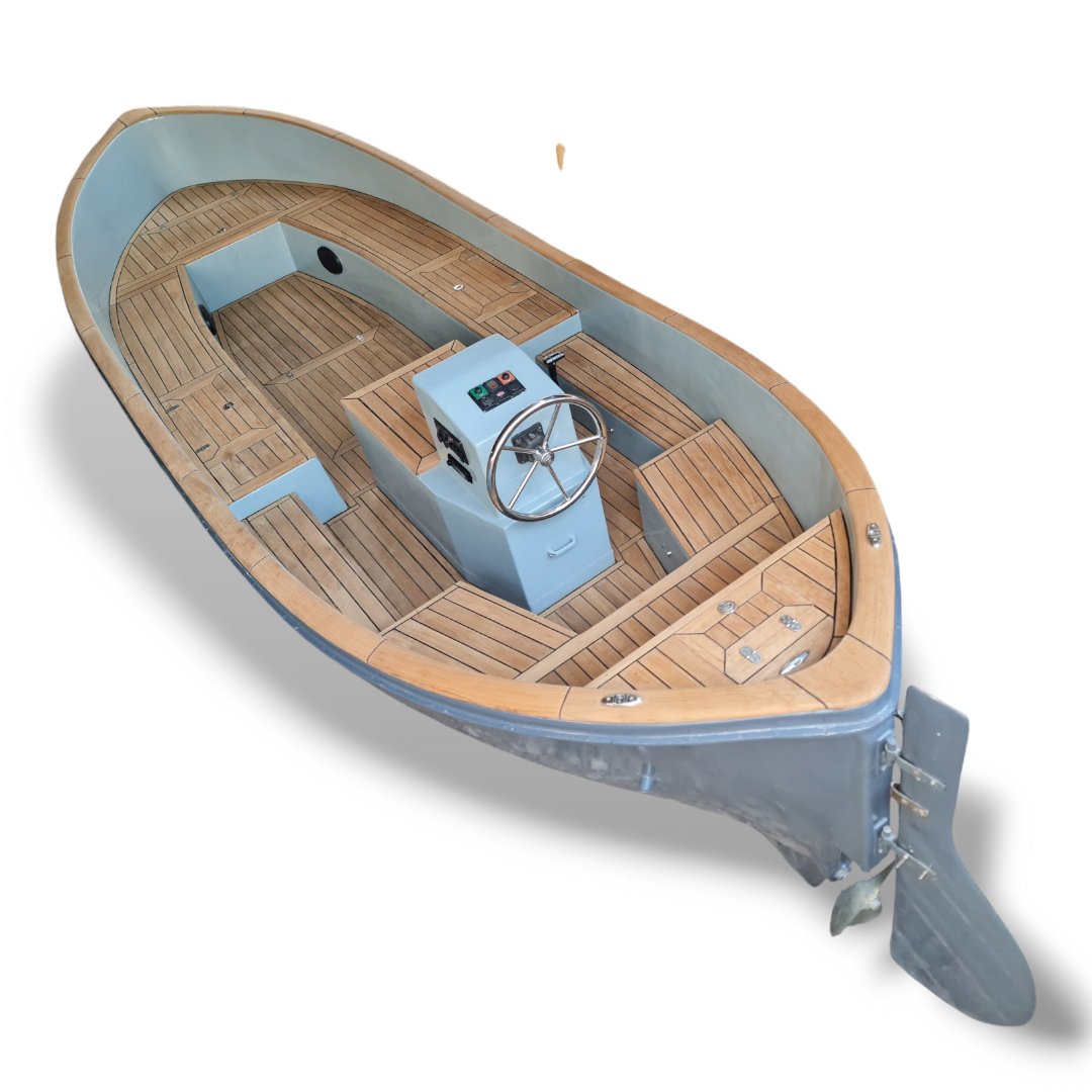 Classic Luxury 7.50 Meter Dutch Sloep Yacht Teak Wood Deck Inboard Engine Mold Fiberglass Hull Steel Classic Pleasure Boat Sale