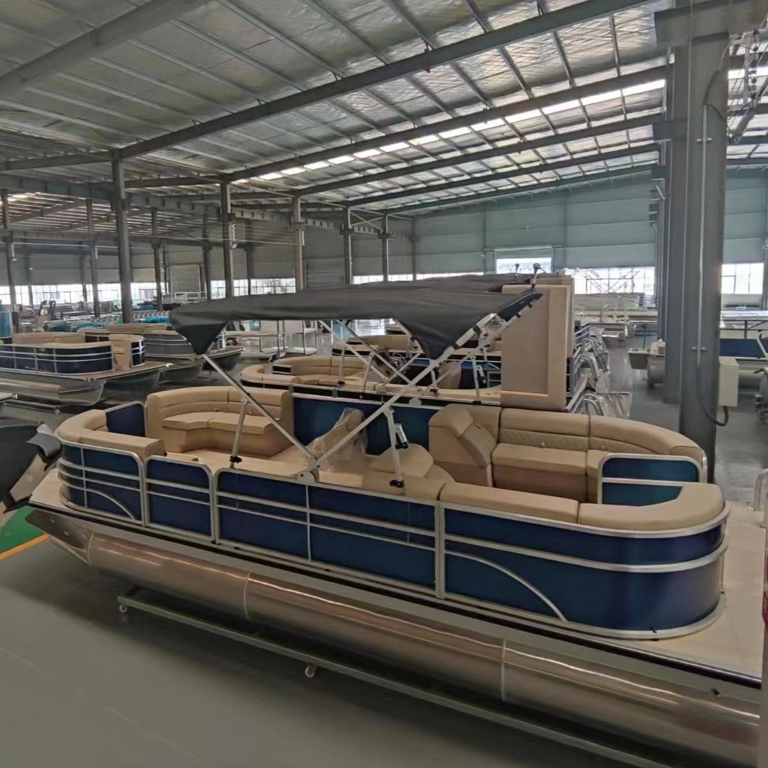 Gospel 700 Aluminum Sport Yacht 6m Outboard Engine Pontoon Boat for Party & Leisure