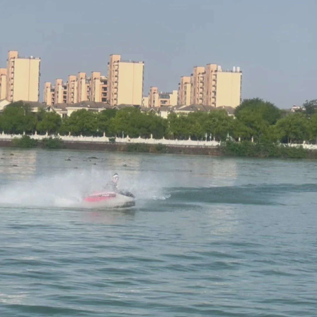 New Arrival 110cc 2 Stroke Engine Power Gasoline Motorized Mini Kart Go Boat Ski Jet Low Price Confined Water Sport Remote