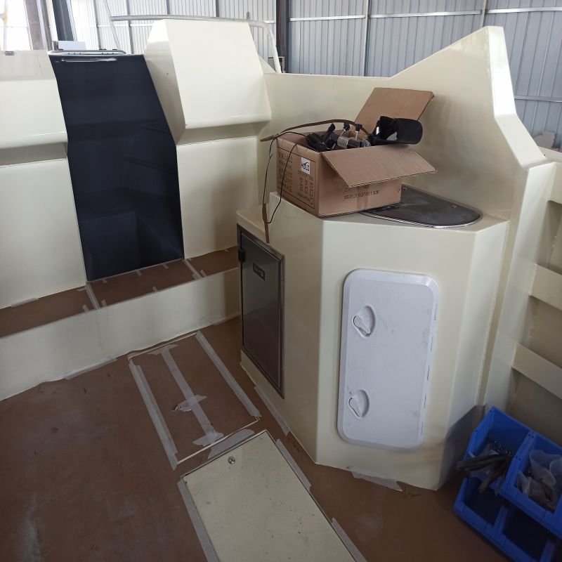 7.5m Aluminum Luxury Speed Boat Factory Direct Fishing Yacht with Outboard Motors Welded Workmanship Sports China Sale