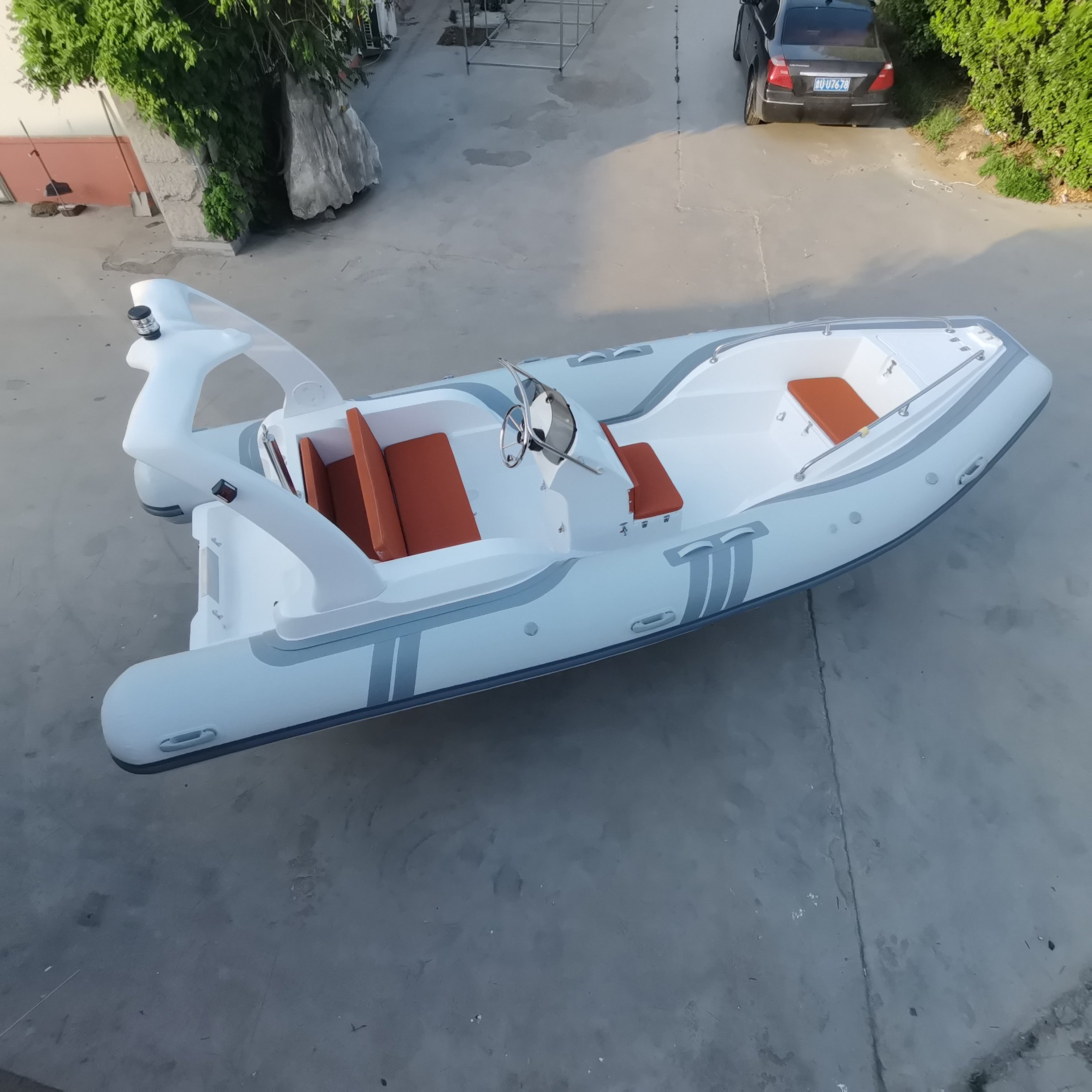 Luxury 5.8m/19ft Hypalon Boat Rigid Rib with Packraft PVC and Fiberglass Material Comes with Engine for Outdoor Use