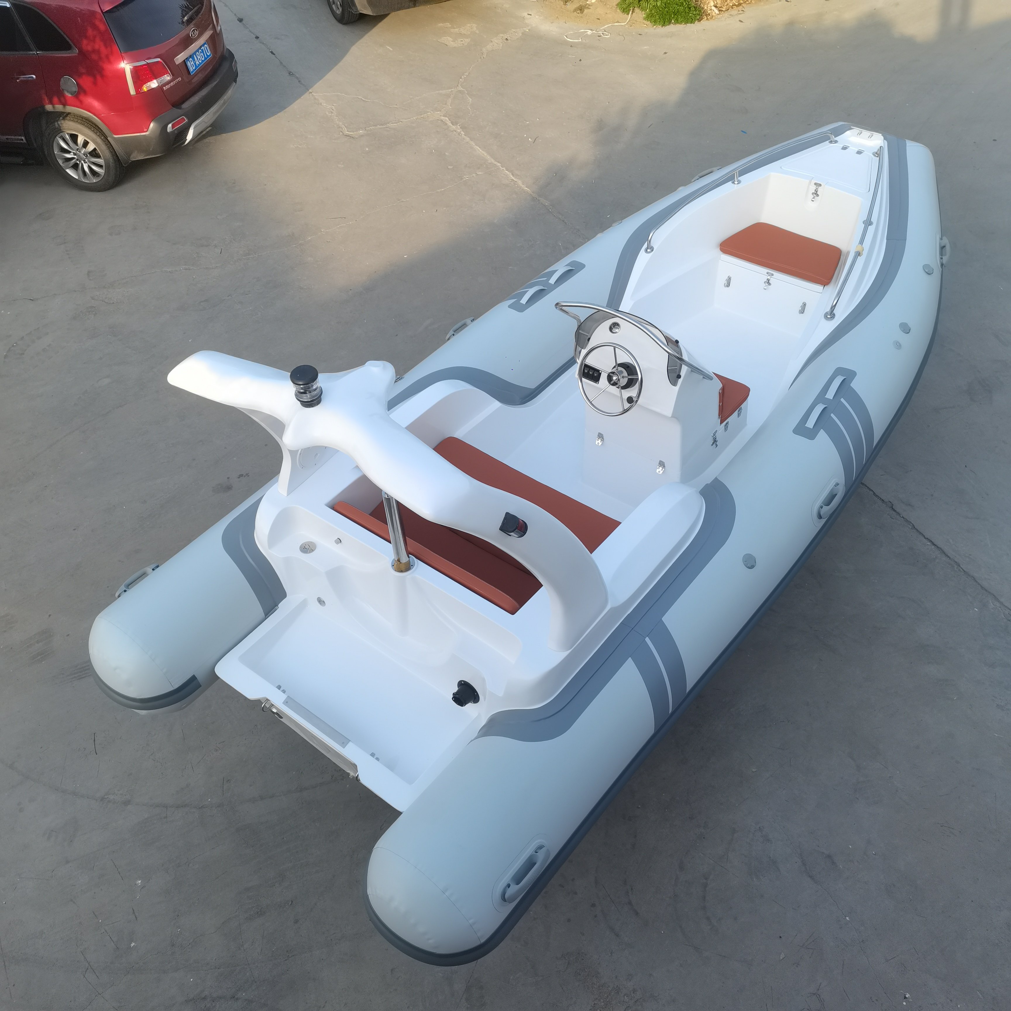 Luxury 5.8m/19ft Hypalon Boat Rigid Rib with Packraft PVC and Fiberglass Material Comes with Engine for Outdoor Use