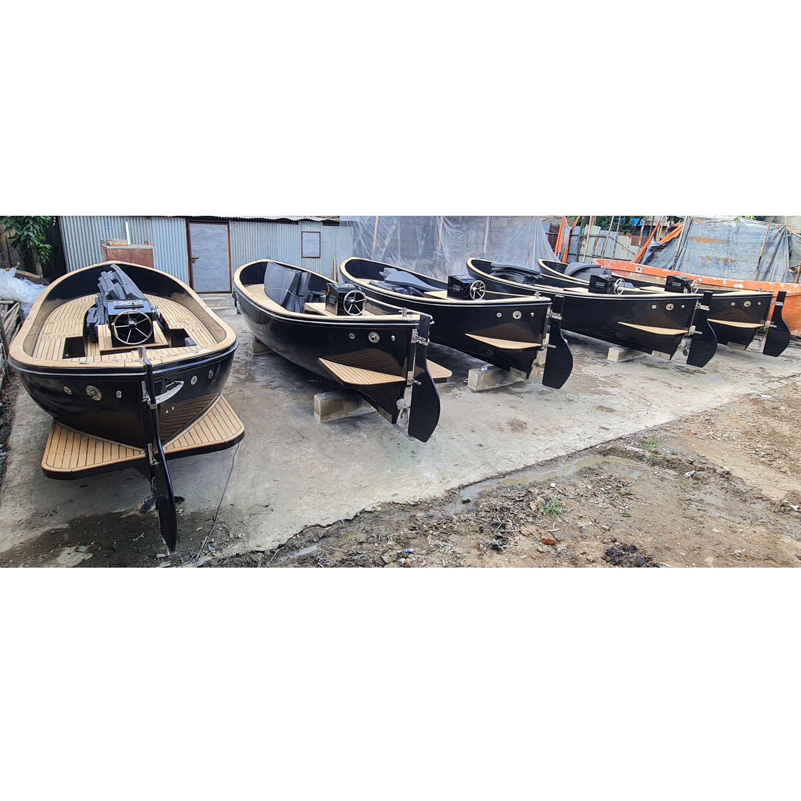 New Build Luxury Pleasure Boat As Dutch Design by Teak Wood From Mold 7.50 Meter Long Sloep with or Without Motor Yacht Quality