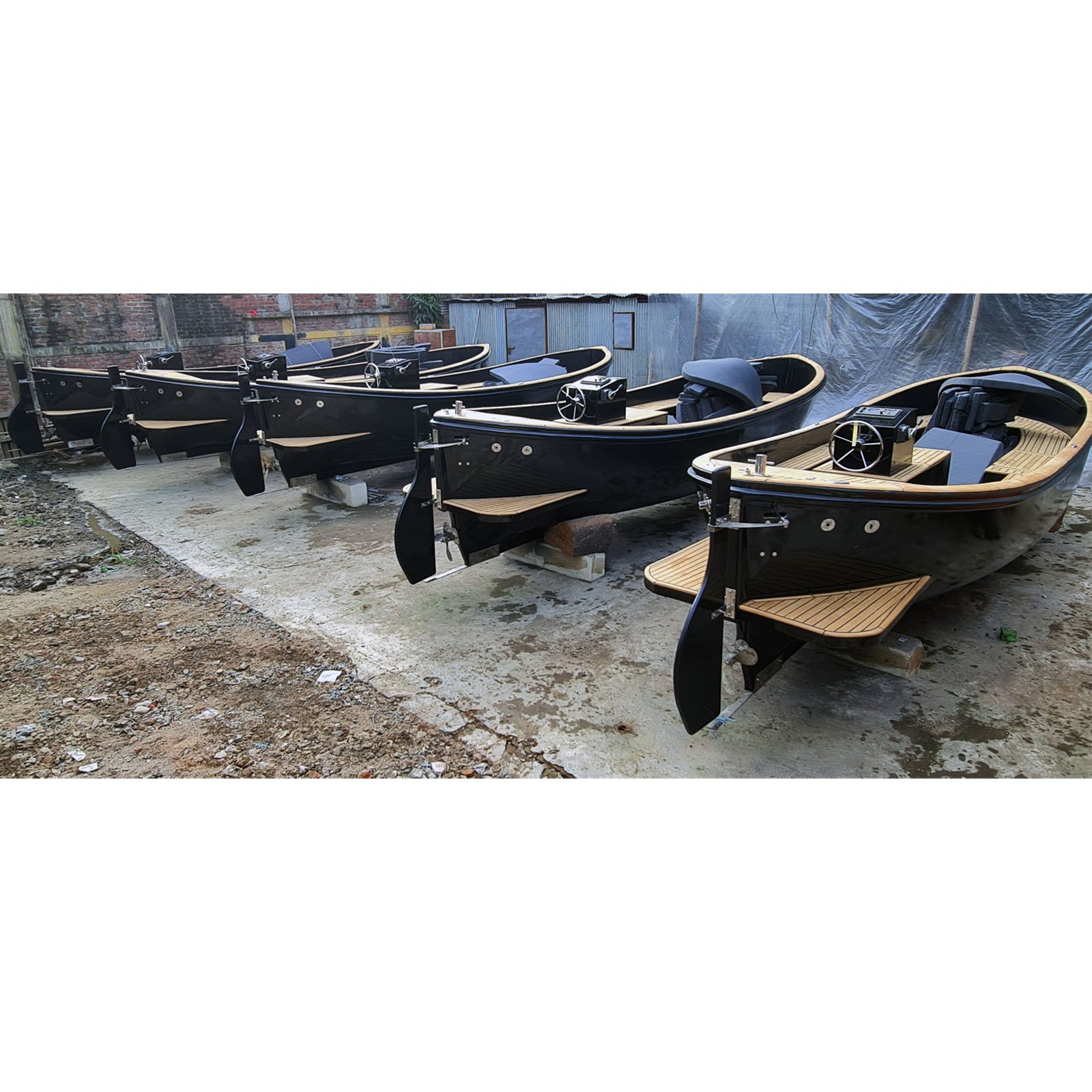 New Build Luxury Pleasure Boat As Dutch Design by Teak Wood From Mold 7.50 Meter Long Sloep with or Without Motor Yacht Quality