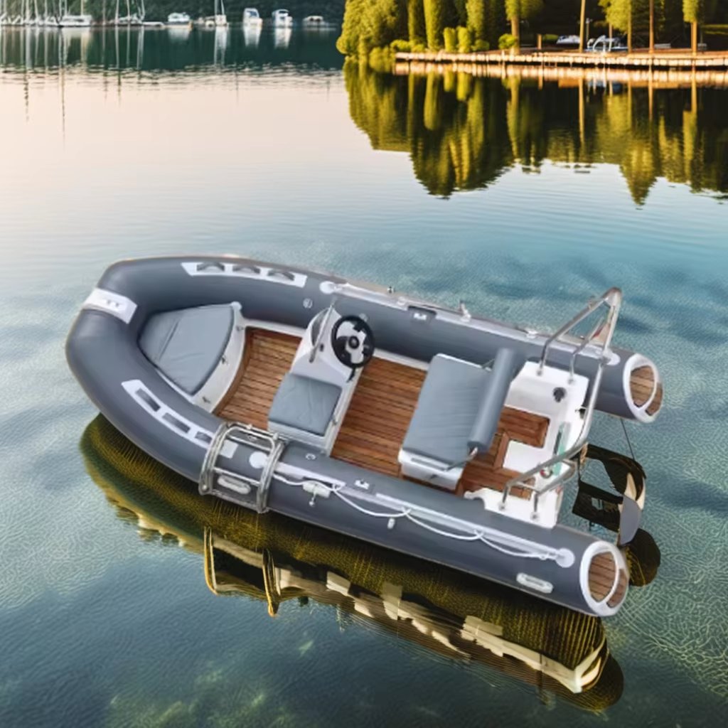 China RIB 390 Rib Hypalon Inflatable Recreational Boat with Outboard Engine