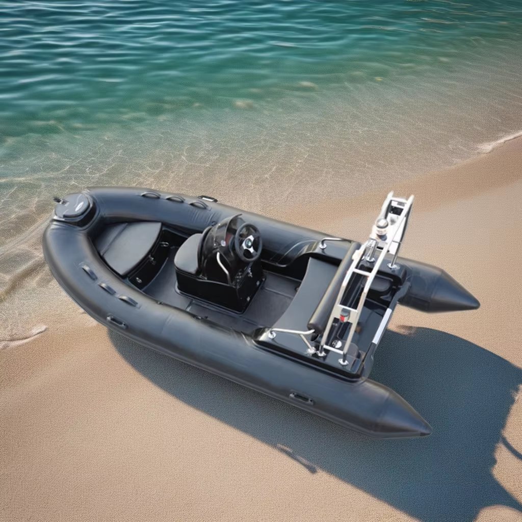 China RIB 390 Rib Hypalon Inflatable Recreational Boat with Outboard Engine