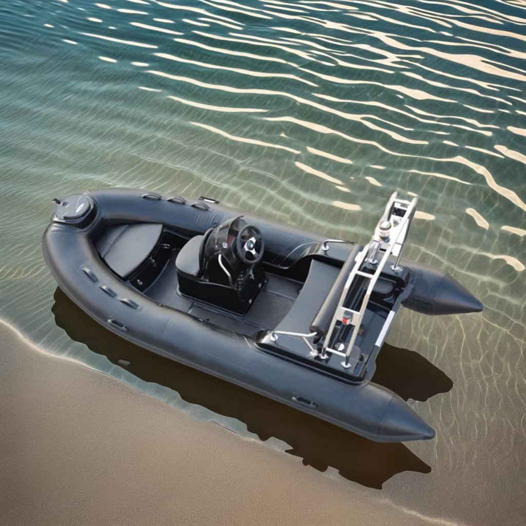 China RIB 390 Rib Hypalon Inflatable Recreational Boat with Outboard Engine