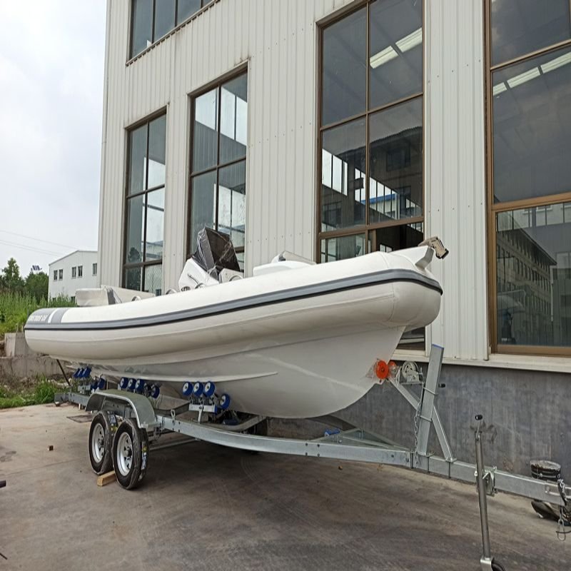 Luxury 21ft Hypalon RIB 650 Boat with Outboard Engine Aluminum Inflatable Fishing Speed Yacht Made in China for Entertainment