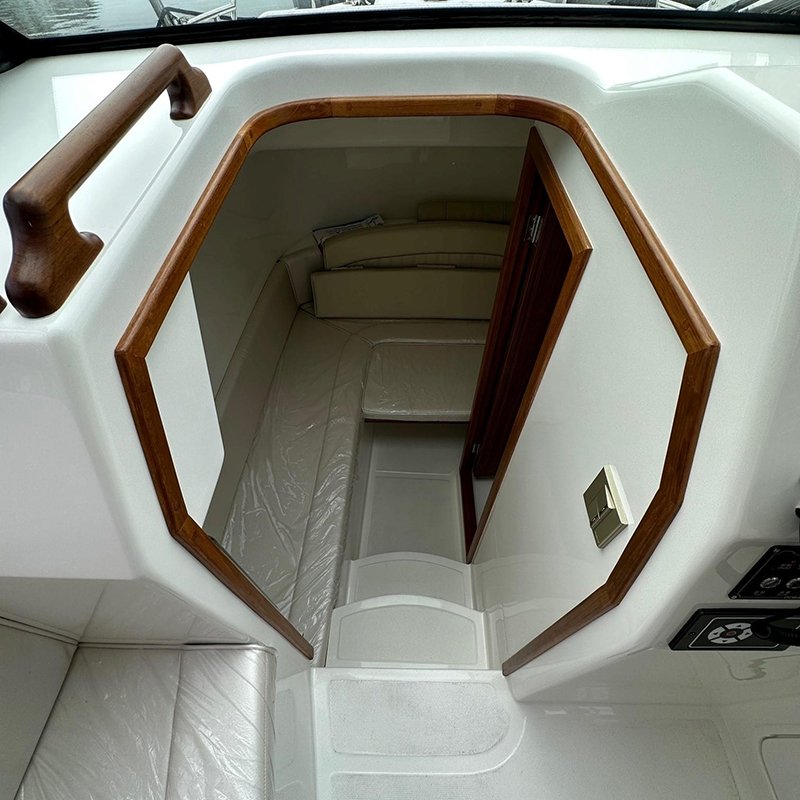 36ft Walk Around Full Cabin Fishing Boat Fiberglass Hull Deep V Leisure Yacht with Double 300HP Engine
