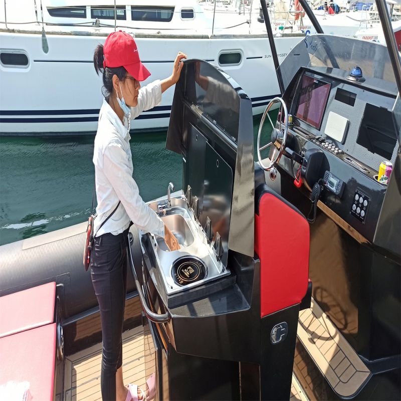 Hot Sale Luxury Aluminum RIB 750 Sport Fishing Boat Deep V Aluminum Hull Black Outboard Engine Luxury Inflatable Yacht River
