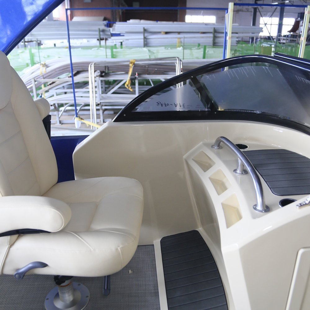 China Factory Luxury 22FT-30FT Pontoon Boat Yacht 24FT-27FT Aluminum Hull with Outboard Engine for Travelling