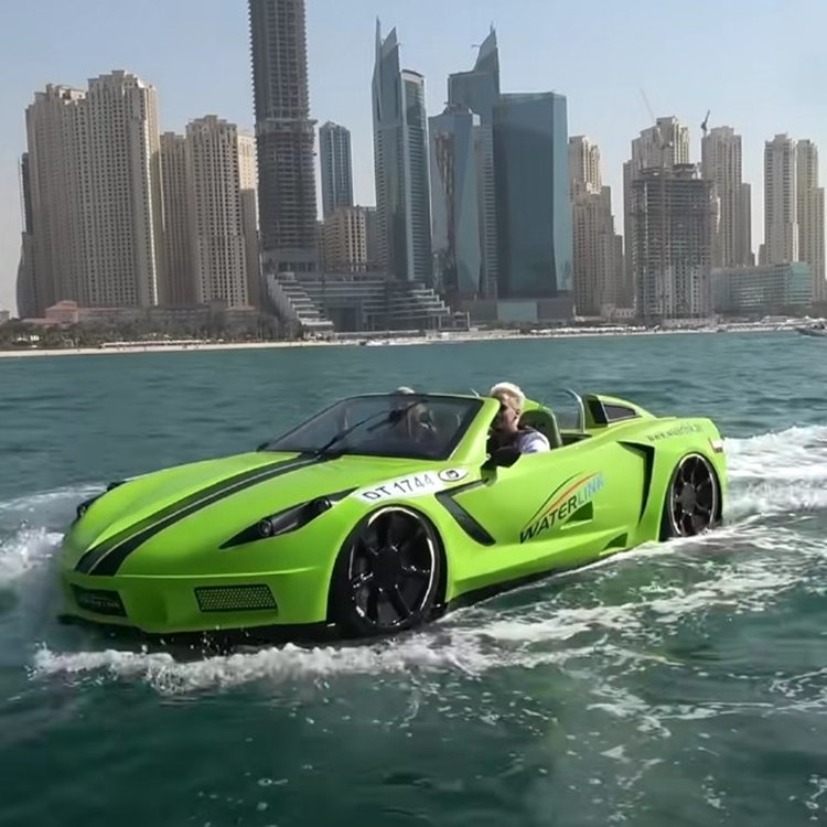 Ocean Jet Luxury Yacht for Car/Boat Water Sports Inboard Engine Fiberglass Hull for River and Ocean Entertainment and Fun