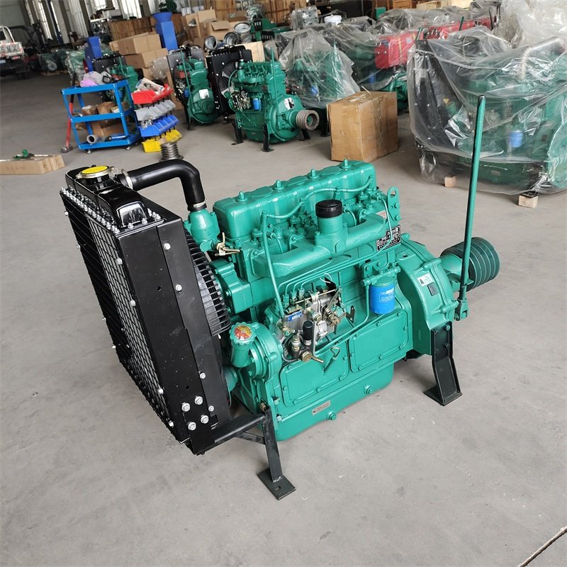 Water Cooling 4 Cylinder 54hp Diesel Stable Quality ZH4100P 2000rpm 4 Stroke Machinery Engines Boat Engines 40kw 1set