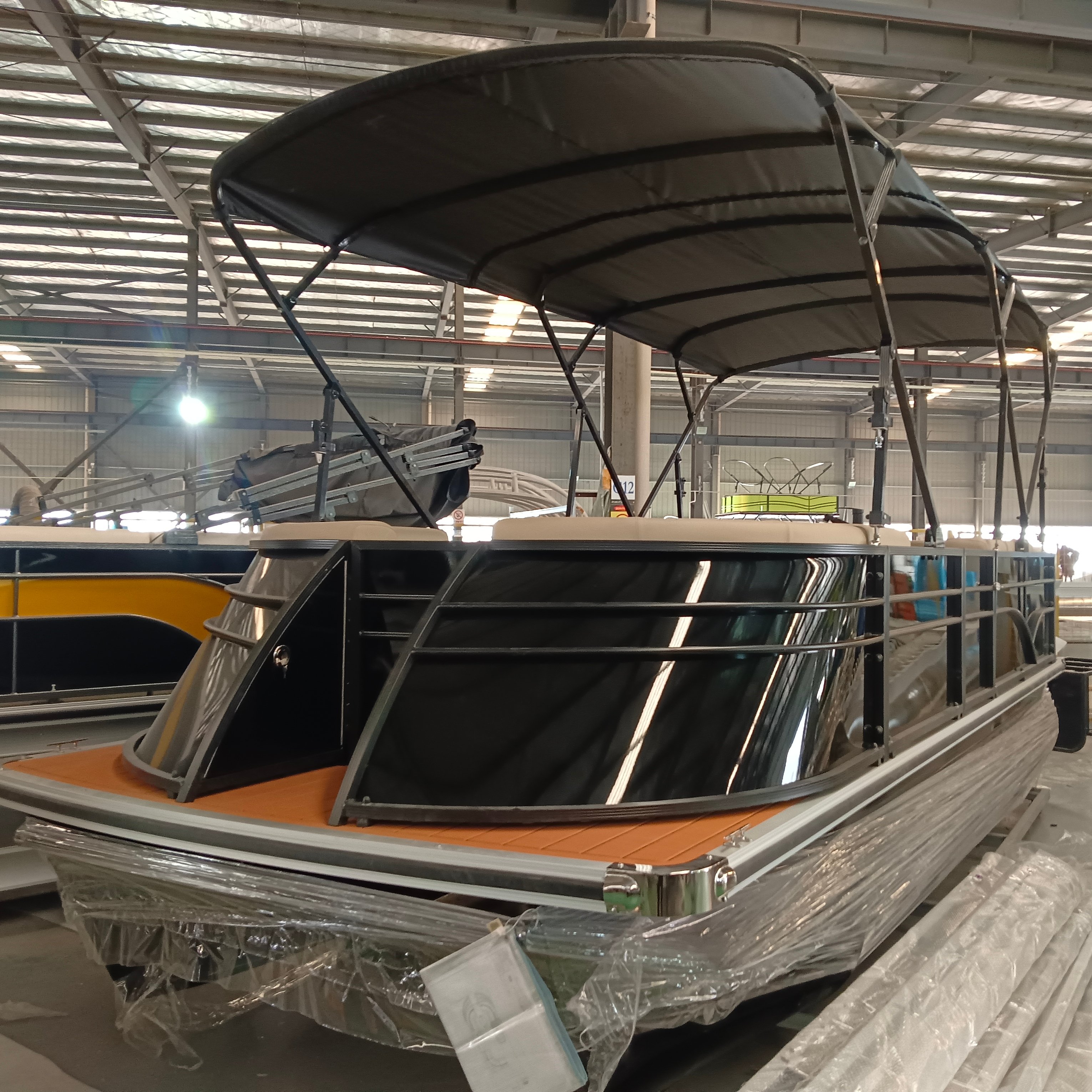 CE Approved 150HP Engine Trailer Double Aluminum Pontoon Boat Tritoon Fiberglass Boat Triton Platform Sport Floating Fishing