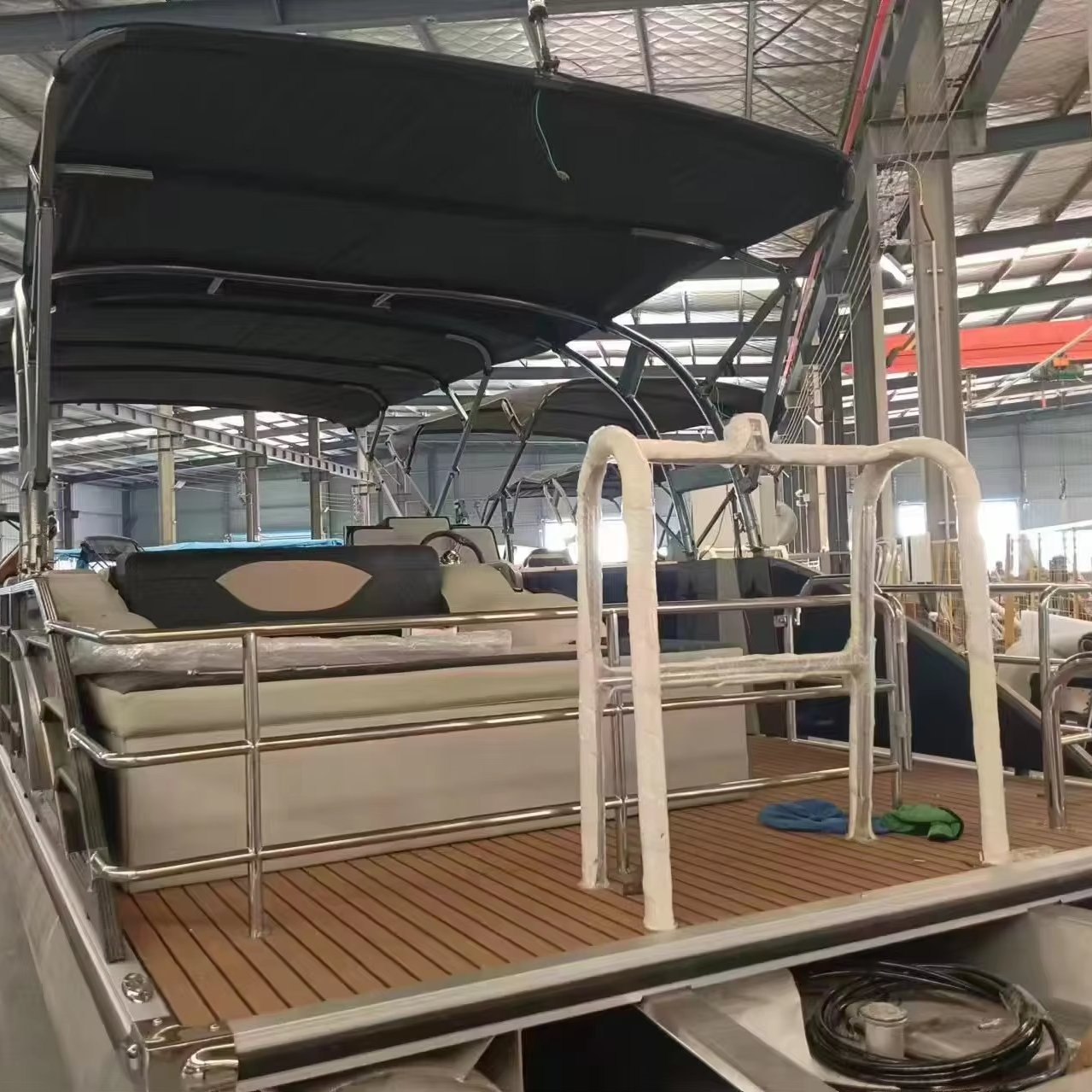CE Approved 150HP Engine Trailer Double Aluminum Pontoon Boat Tritoon Fiberglass Boat Triton Platform Sport Floating Fishing
