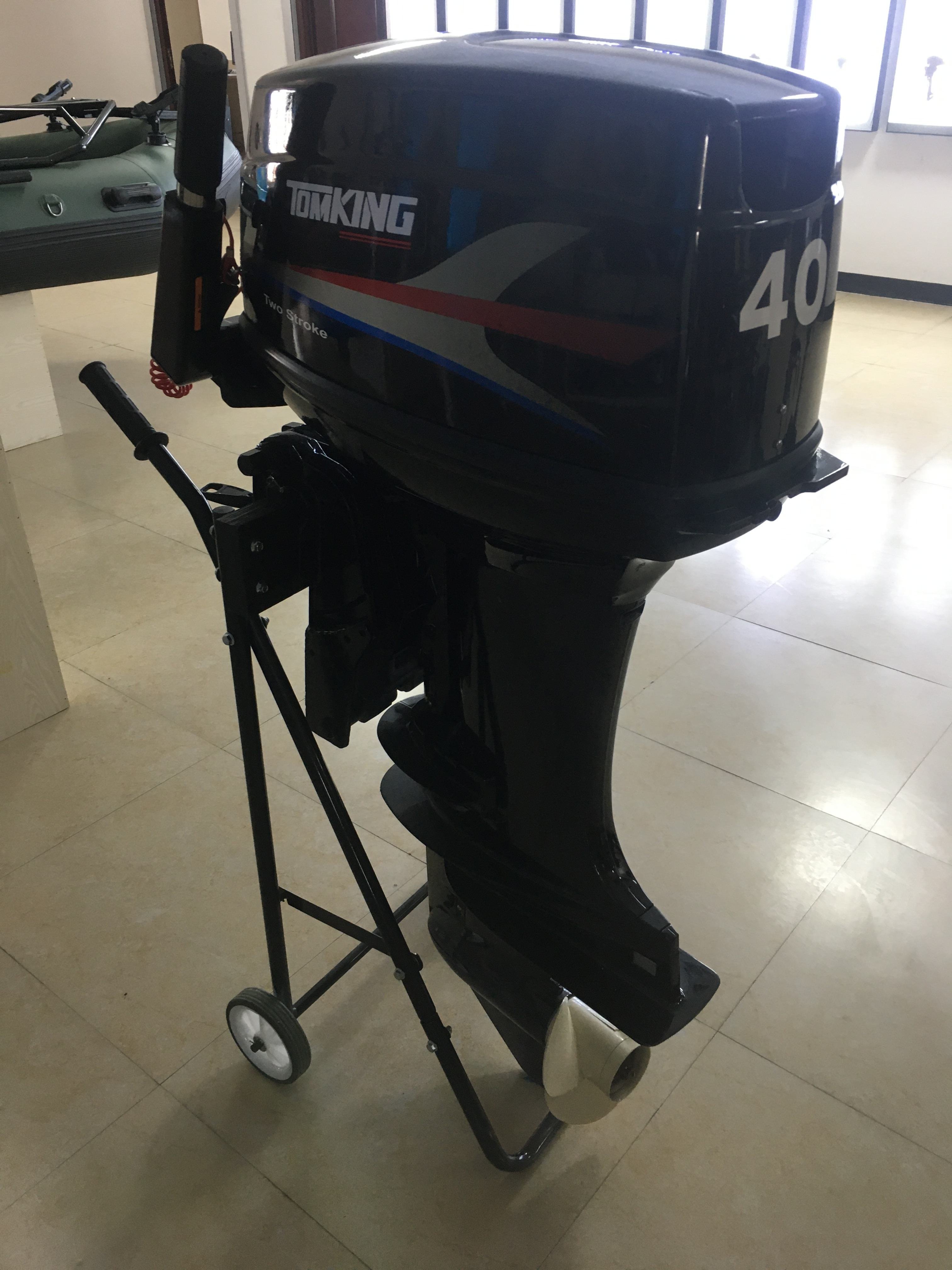 40 HP Yamaha Outboard 2-Stroke Speed Boat Engine Remote Control New Condition Electric Manual Starting System CDI 2 Cylinders