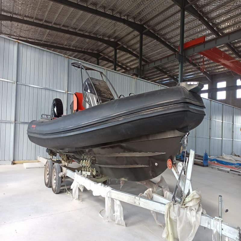 RIB-850 Hypalon Luxury Inflatable RIB Boat with Aluminum Hull for Outboard Sports & Leisure Fishing River Application Yacht