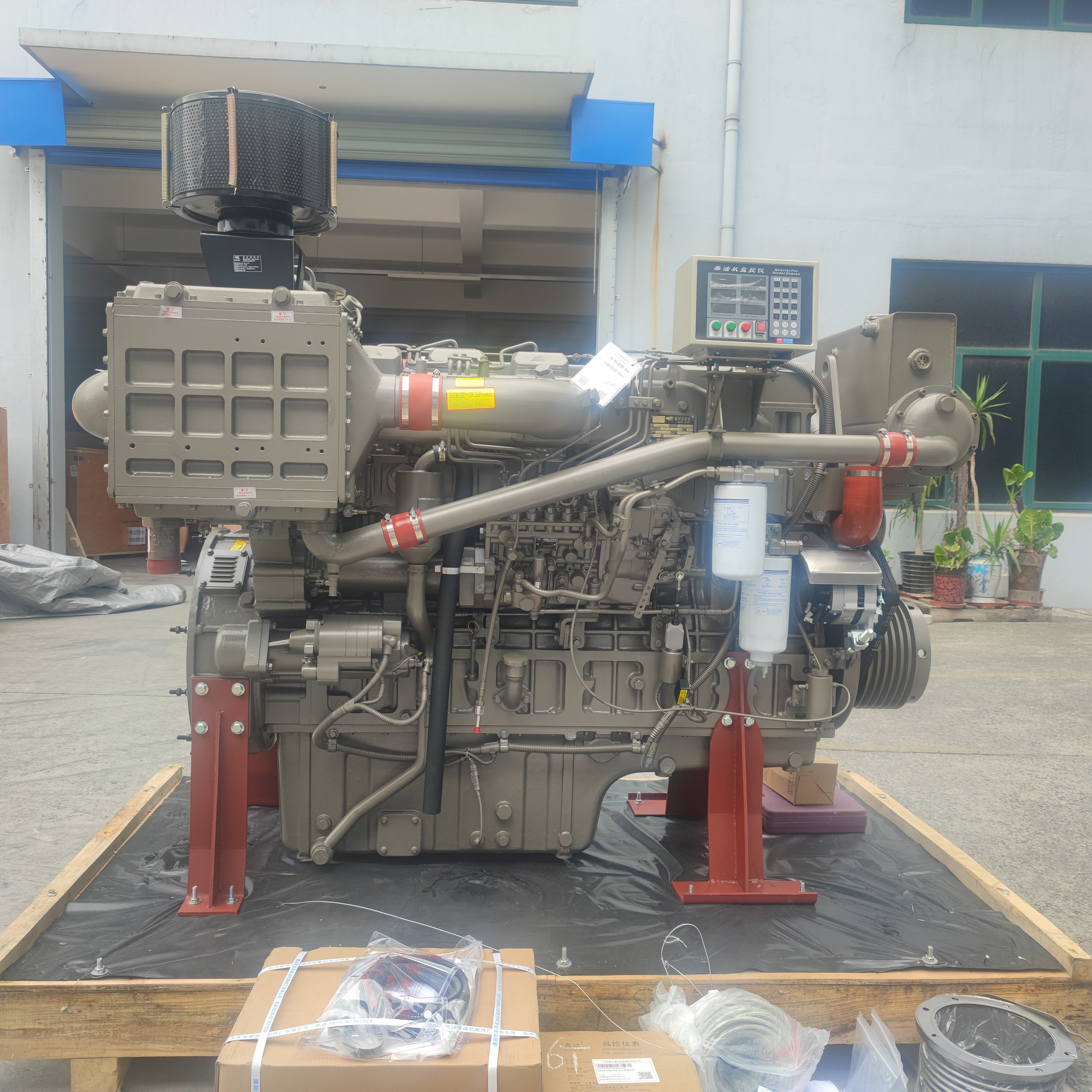 Yuchai 540HP Marine Diesel Engine YC6T540C New 4-Stroke Water-Cooled Electric Start for Boats and Industrial Machinery