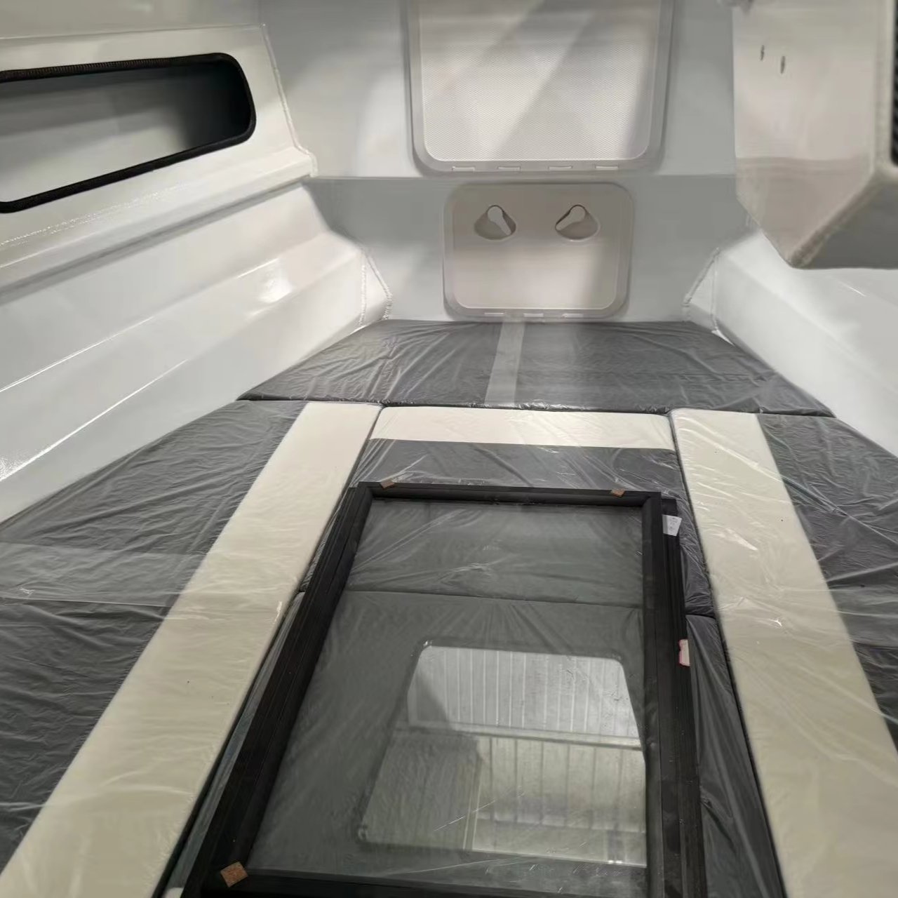 Easycraft 9m/27ft Fishing Sport Yacht Boat with Big Space for Sales