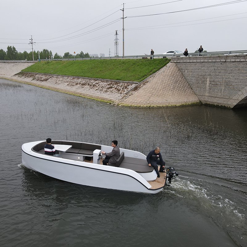 Professional Boat Manufactured 6.5m Aluminum Alloy Boat with Outboard Engine