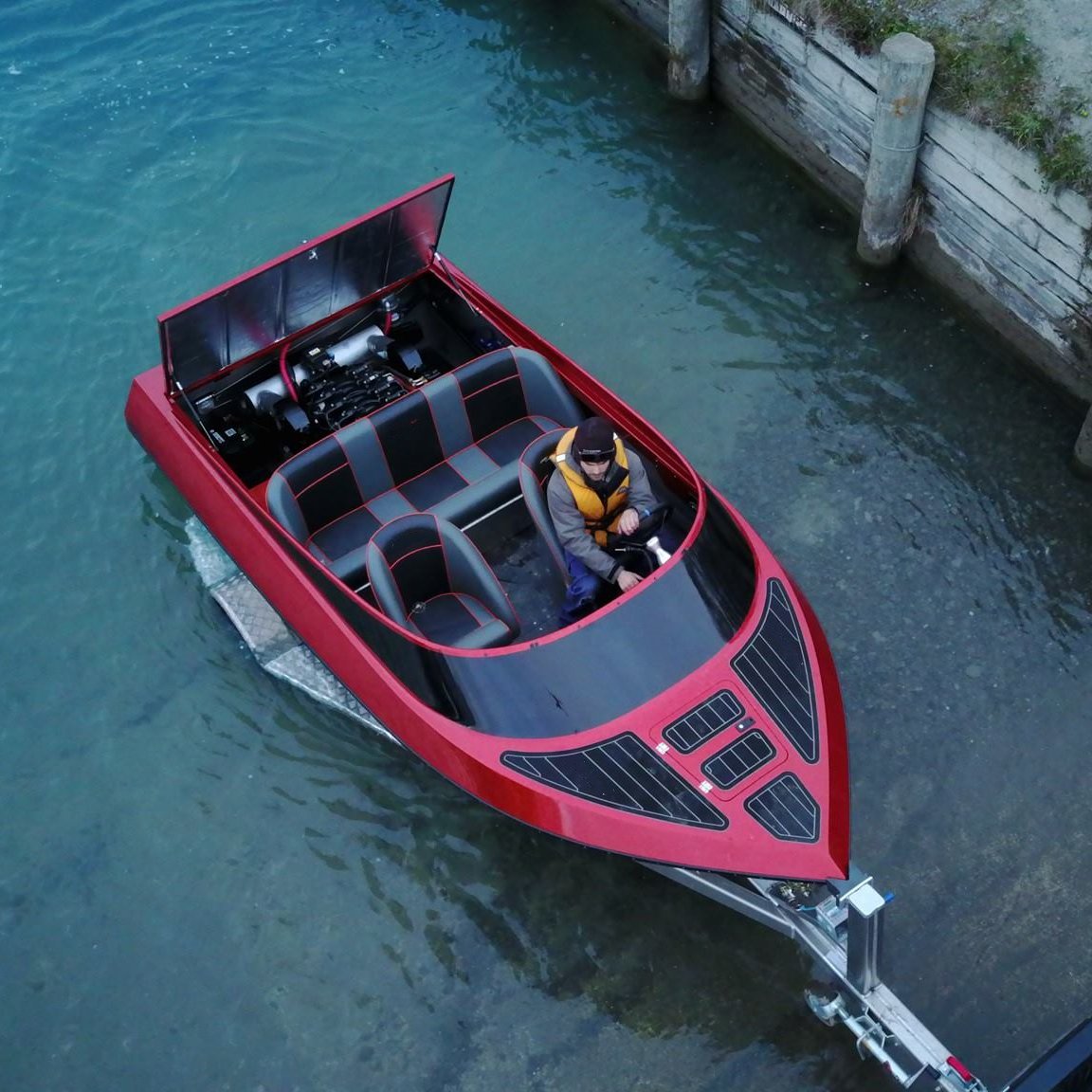 2025 Sport Yacht Aluminum Outdoor Boats with Outboard Engine for Drifting Surfing Welded Workmanship for River Entertainment