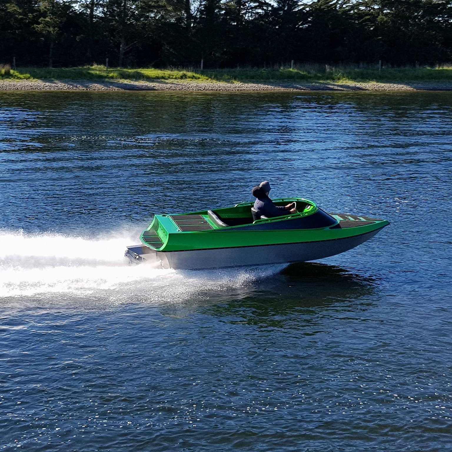 2025 Sport Yacht Aluminum Outdoor Boats with Outboard Engine for Drifting Surfing Welded Workmanship for River Entertainment