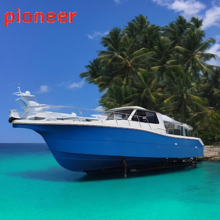 Welded Hull Aluminum Fishing Boat and Luxury Sport Yacht for Family Cruising Fiberglass Material with Outboard Engine