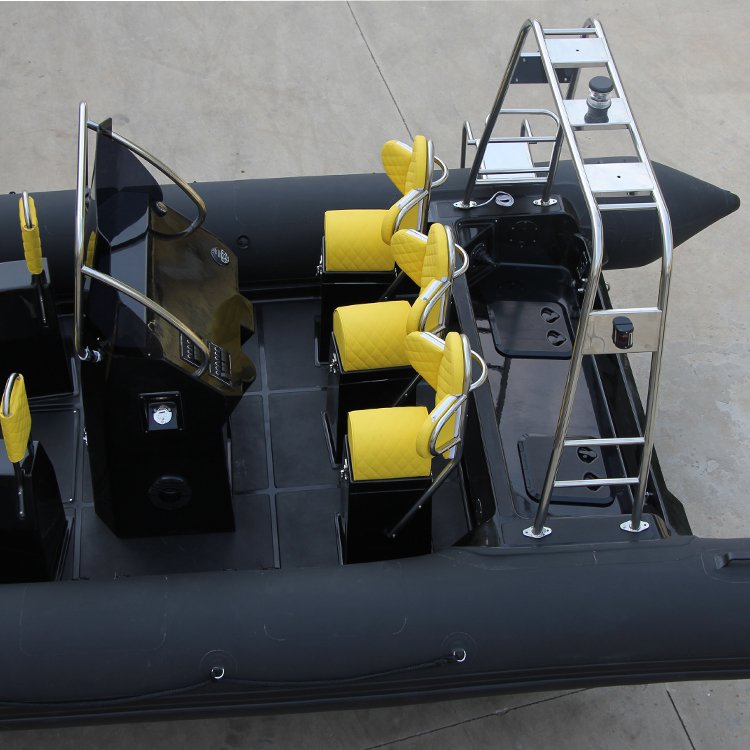 23ft Luxury Yamaha Engine Fiberglass Inflatable Boat 12 Outboard Boat Capability 7m Center Console with Rigid Hull
