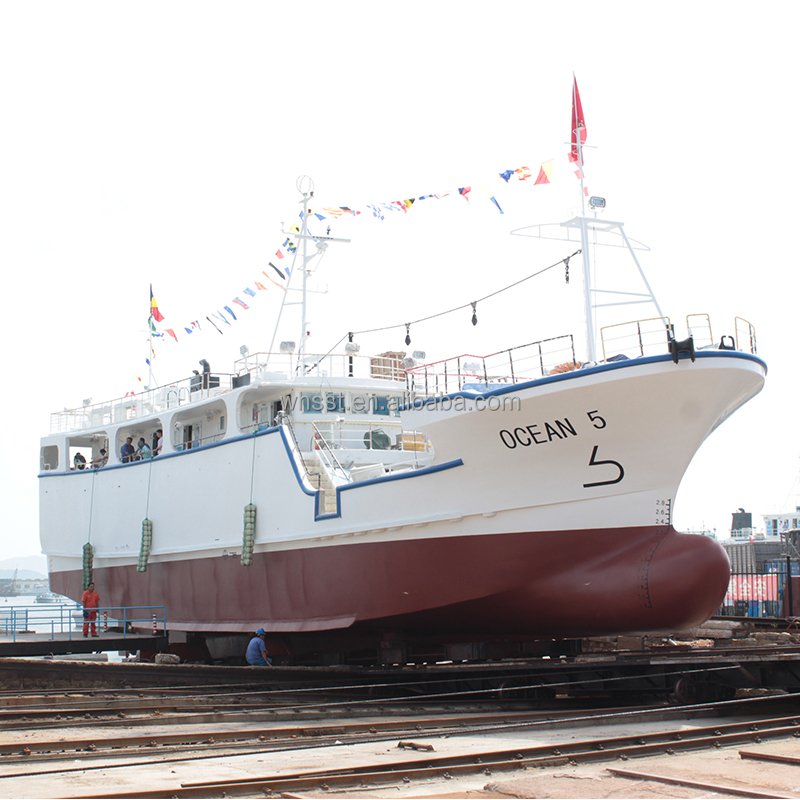 CE Certified 36.6m Luxury Sport Yacht Fiberglass Fishing Boat with Outboard Engine