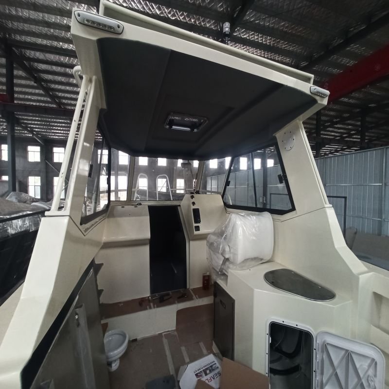7.5 Meter Aluminum Cabin Cruiser Outboard Engine Customizable 5053 Yacht Luxury Fishing Travelling Club Parties EVA Hull Sports