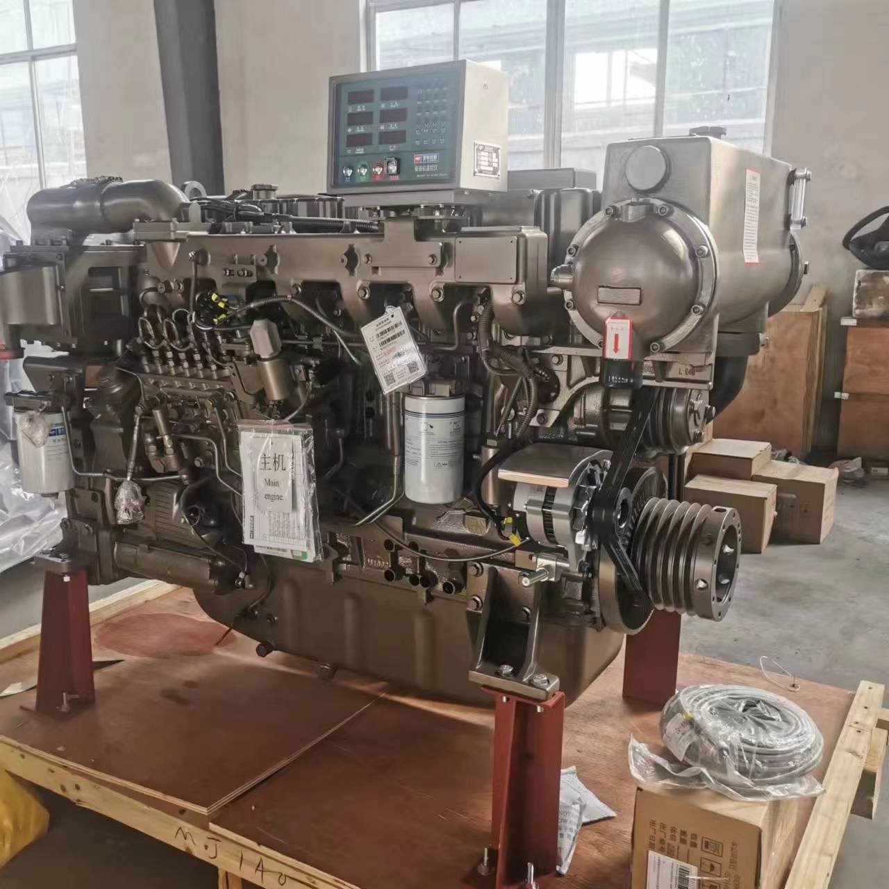 6 Cylinder YC6MK Series 240HP 300hp 350hp 450hp Yuchai Marine Boat Engine for Fishing Tug Boat