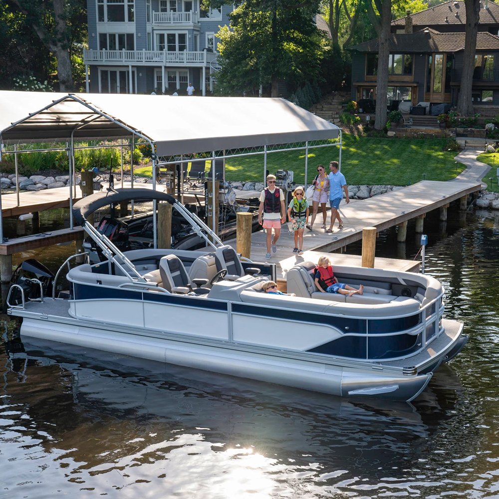 New Design 25FT Luxury Aluminum Sport Yacht Customized Size Pontoon Boat with Outboard Engine EVA and PVC Hull Material