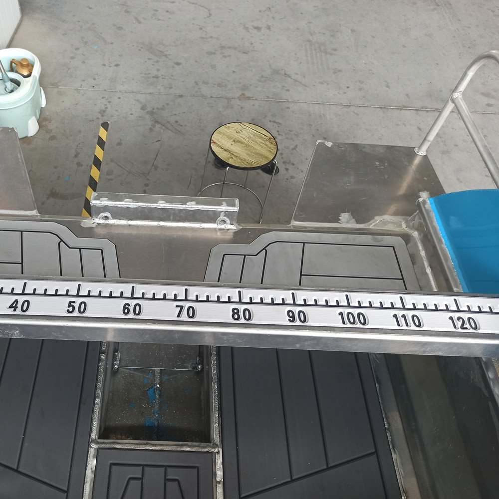 Manufacturer Direct 4.7 m Australian Design Chambered Aluminum Pontoon Fishing Boat 470 Open 14.5 ft Combo Engine Outdoor Use