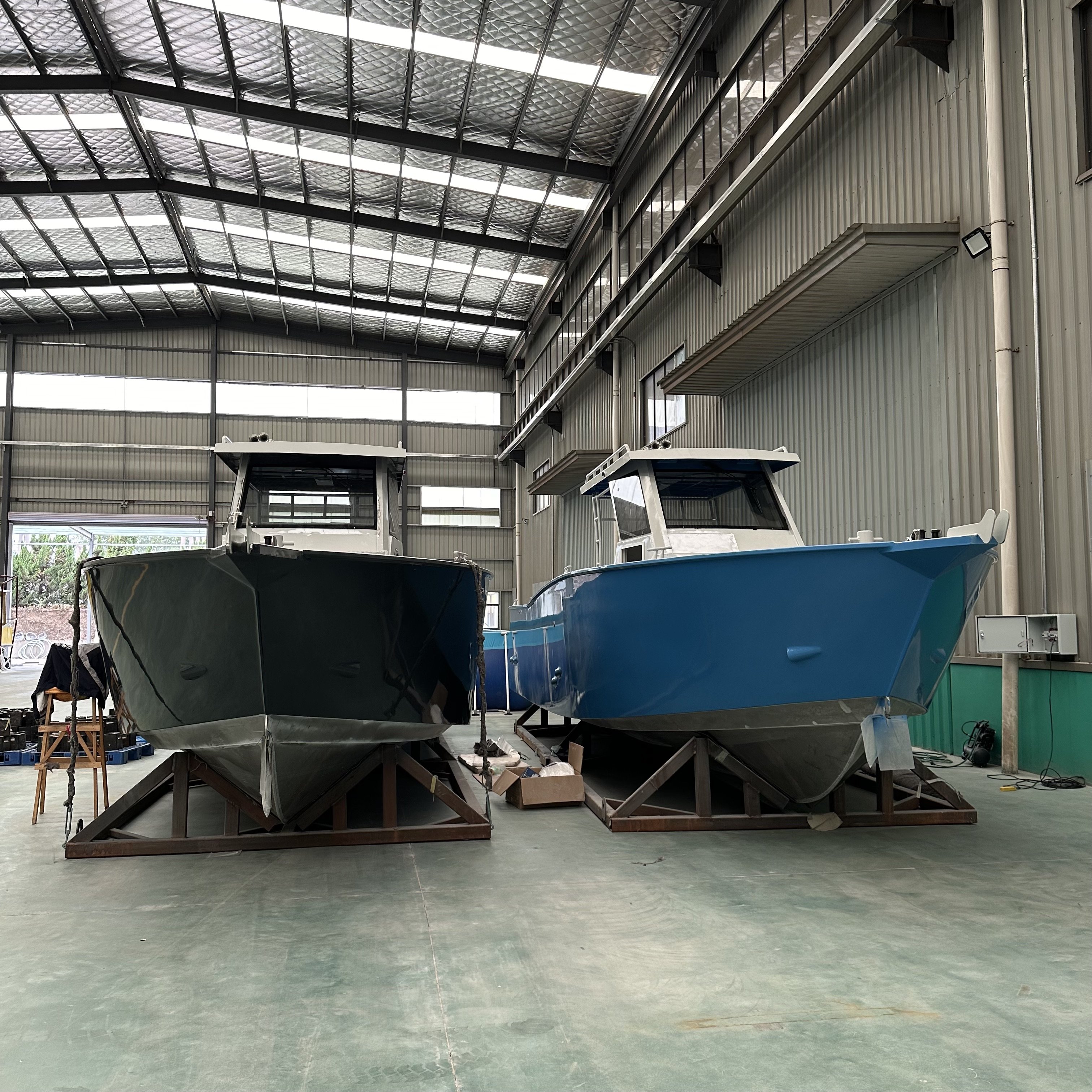Gospel Boat 11m X 3.3m Aluminum Plate Center Console Boat for Fishing