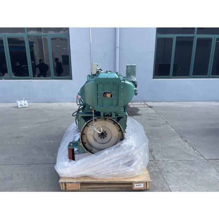 WEICHAI Sinotruk Original 400hp Marine Diesel Inboard Engines 4-Stroke Marine Boat D12 WP12 Core Pump Gearbox